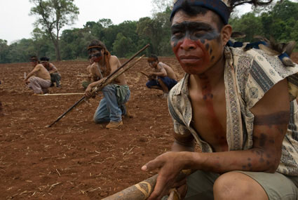 A 'retomada' sequence in the film.
