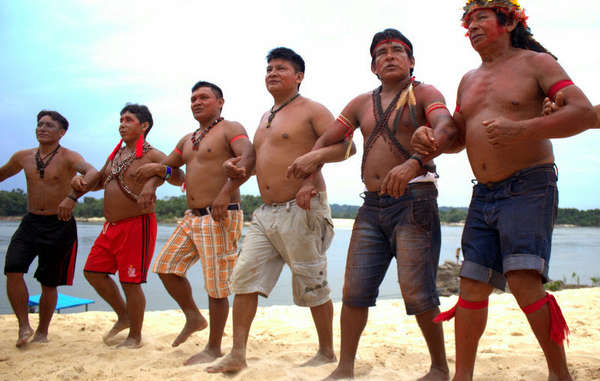 The Munduruku Indians have been firmly protesting a series of dams on the Tapajós river. 