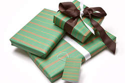 Papel de regalo verde.