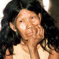 Ayoreo-Totobiegosode Frau im Camp der New Tribes Mission.

 &copy; Ruedi Suter/Survival