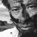 Un homme guarani

 &copy; João Ripper/Survival
