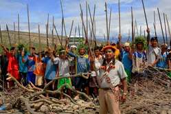 Indigenous people protest near Bagua a week before the violence.
