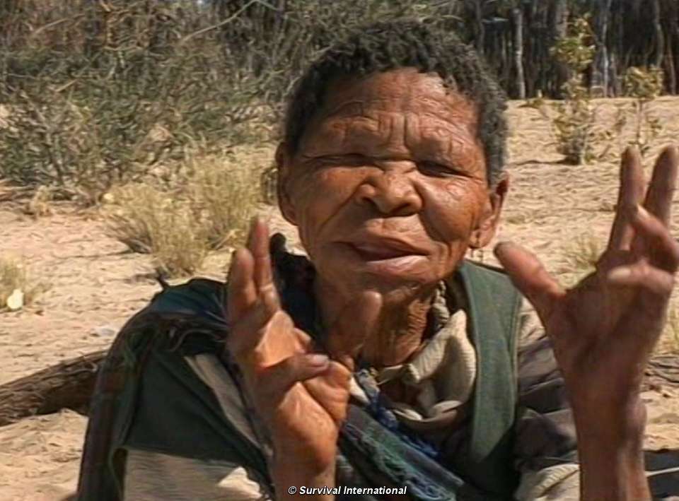 Xoroxloo Duxee died of dehydration after the Bushmen's water borehole was disabled.