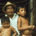 Yupka family, Sirapta, Sierra de Perijá, Venezuela <small>&copy; Fiona Watson/ Survival</small>