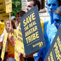 Vedanta’s CEO was confronted by a large number of protesters from various NGOs.  <small>&copy; Survival</small>