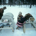 
	Khanty faisant des offrandes au dieu ours, Sibérie 1992.

 &copy; Jürg Gasche/Survival