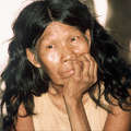 Een Totobiegosode-vrouw, Paraguay. &copy; Ruedi Suter/Survival