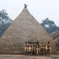 Les hommes enawene nawe participent au rituel de pêche 'Yakwa' qui dure quatre mois. &copy; Fiona Watson/Survival