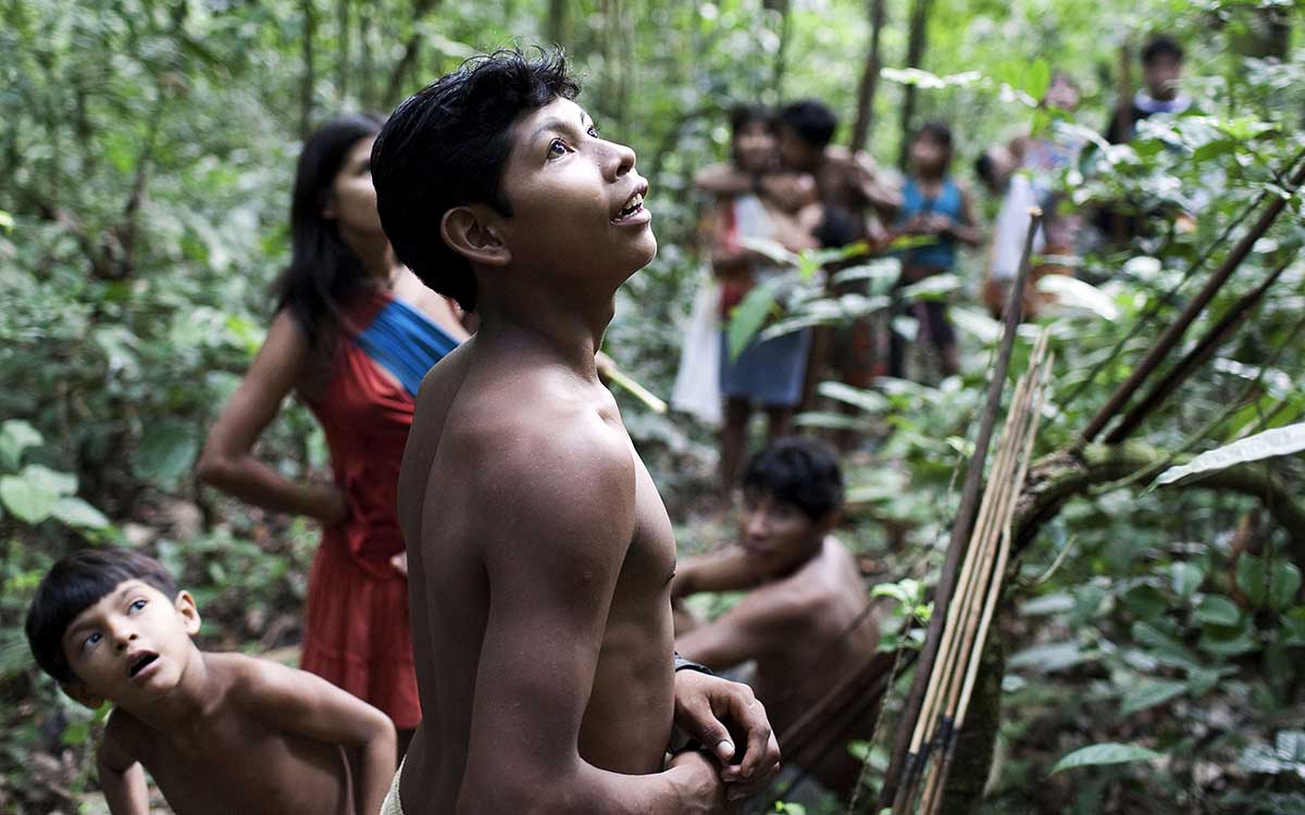 La tribu más amenazada de la Tierra - Survival International