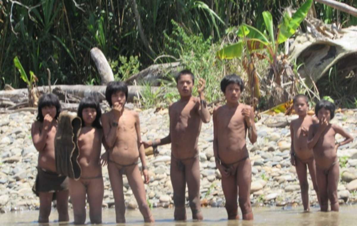 Up to 200 uncontacted Mashco Piro Indians have entered a local indigenous village.