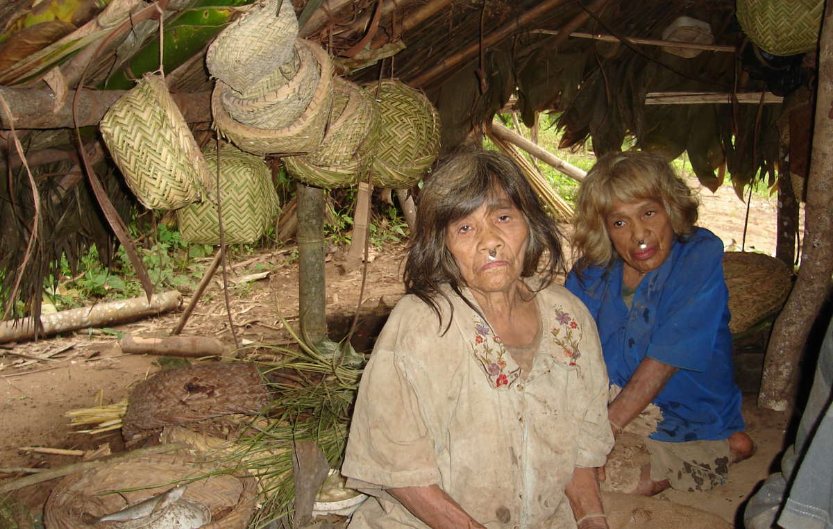 Las mujeres matsigenka que viven en la reserva de Kugapakori-Nahua están amenazadas por el proyecto de Camisea.