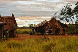Umsiedlungslager für das Volk der Nukak in Charras, kolumbianisches Amazonasgebiet.