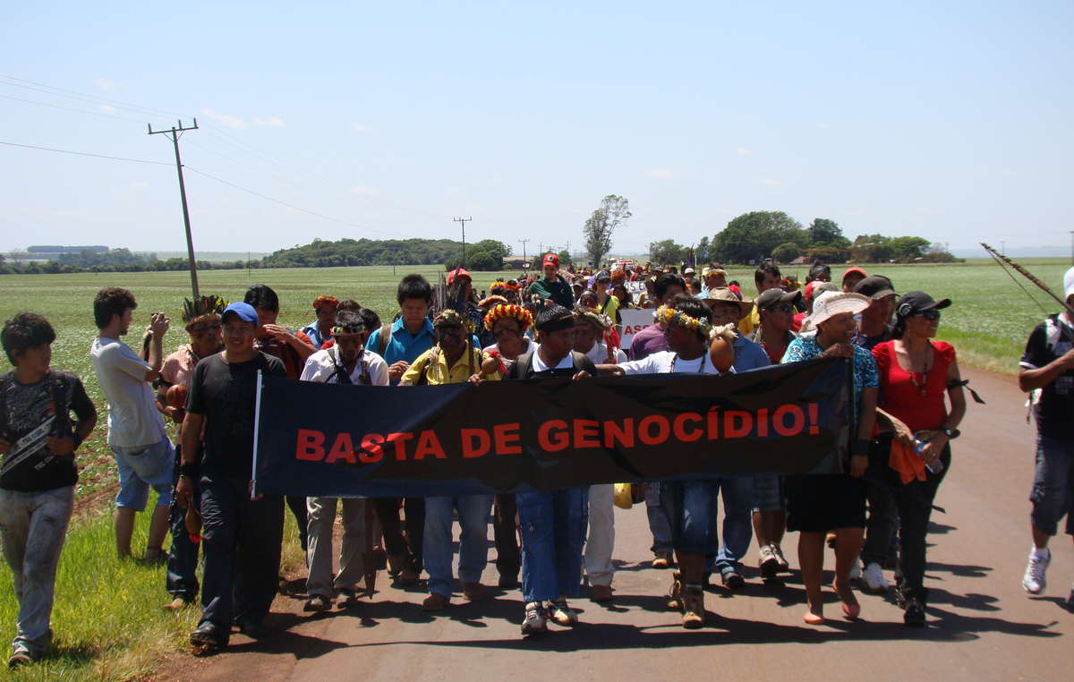 Das Guarani-Volk ist entschlossen, für sein Land und seine Rechte zu kämpfen und protestiert regelmäßig.
