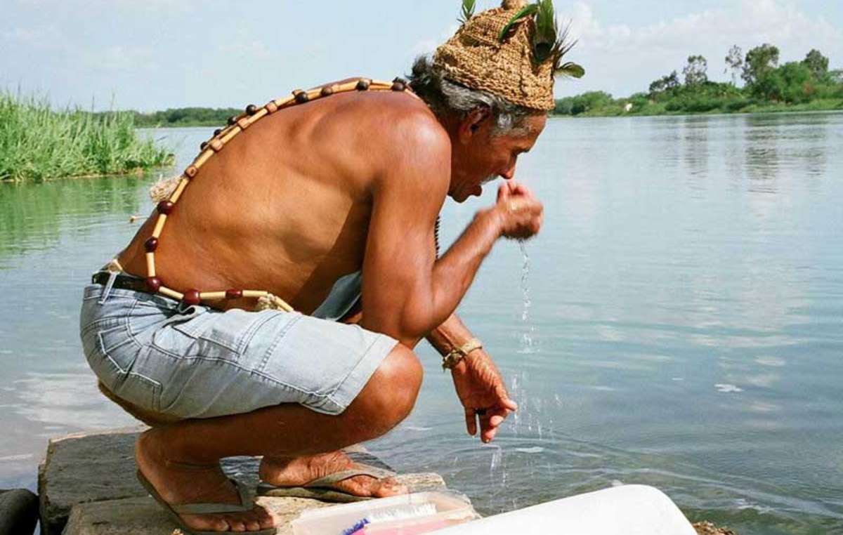 Le barrage de Jirau menace la vie de plusieurs tribus amazoniennes, y compris des Indiens isolés.