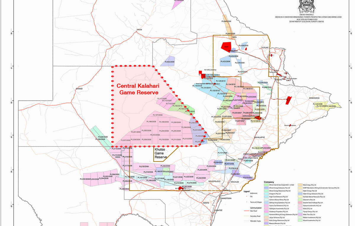 Diese Karte zeigt deutlich, dass für die Hälfte des CKGR Fracking-Konzessionen an Energieunternehmen vergeben wurden.