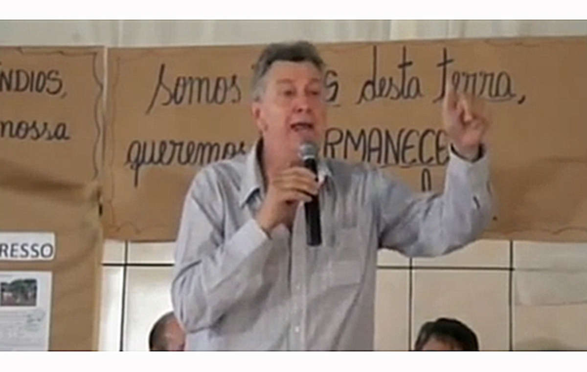 El diputado Luis Carlos Heinze hizo comentarios racistas sobre los indígenas, los homosexuales y los negros brasileños.