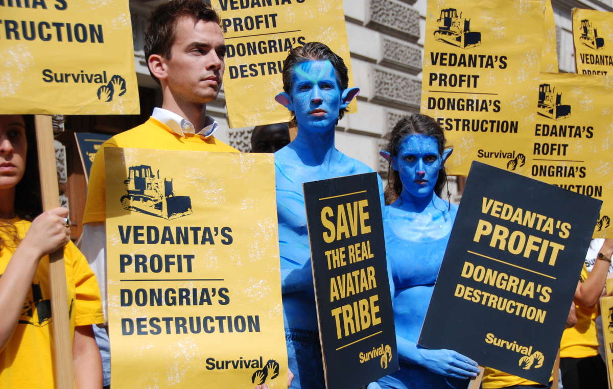 Vedanta’s CEO was confronted by a large number of protesters from various NGOs.